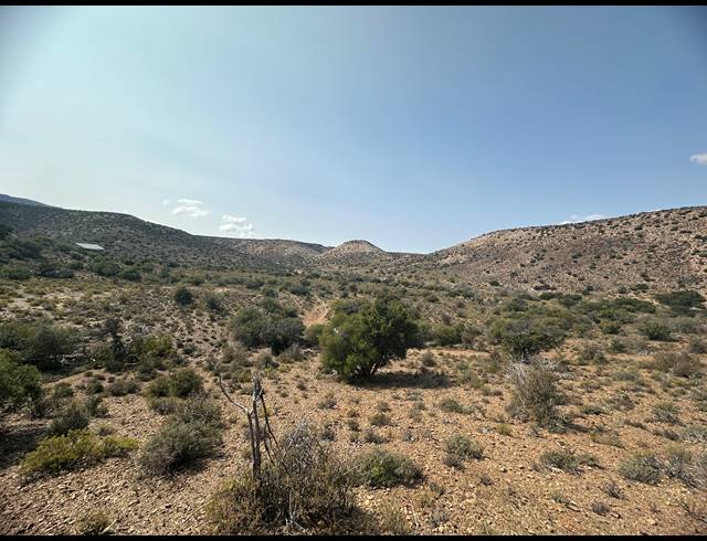 10,000M² VACANT LAND FOR SALE IN LADISMITH RURAL